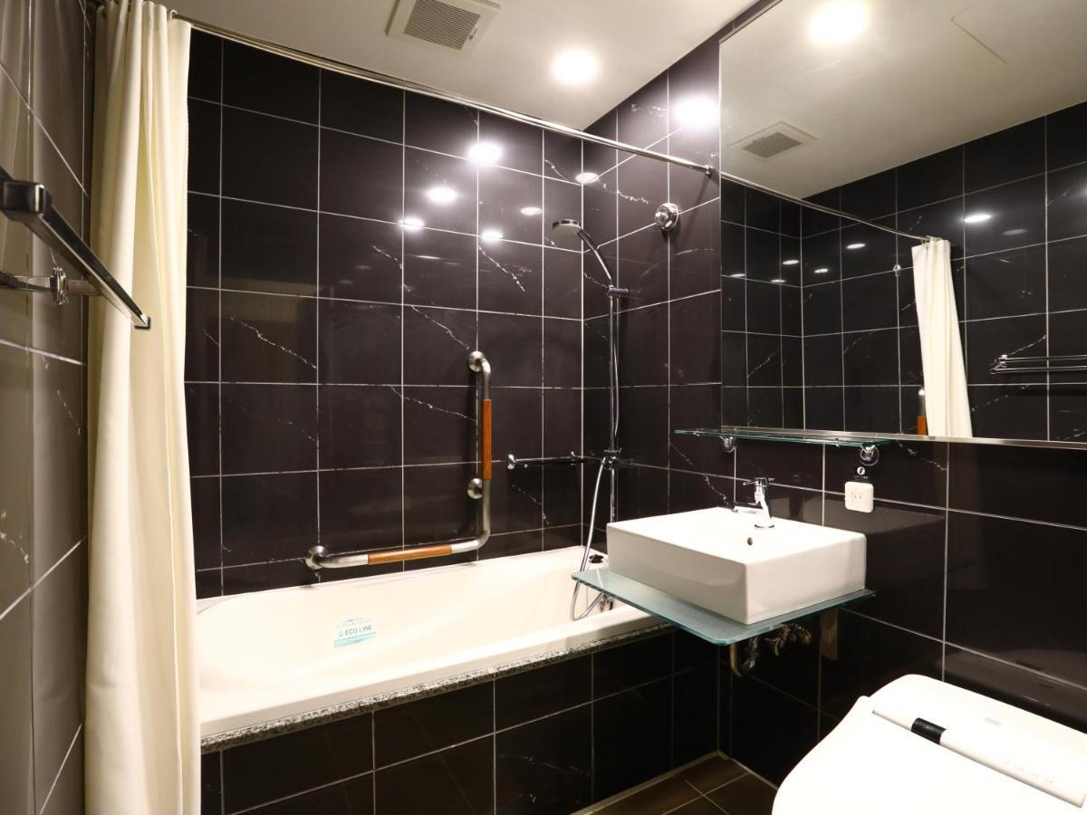 Apa Hotel Kodemmacho Ekimae Токіо Екстер'єр фото